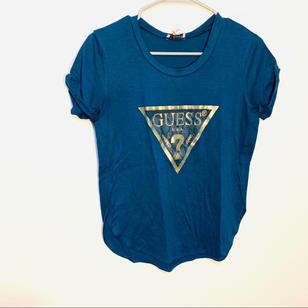 GUESS🔻 Baggy, Side Slit Tee - Picture 1 of 6